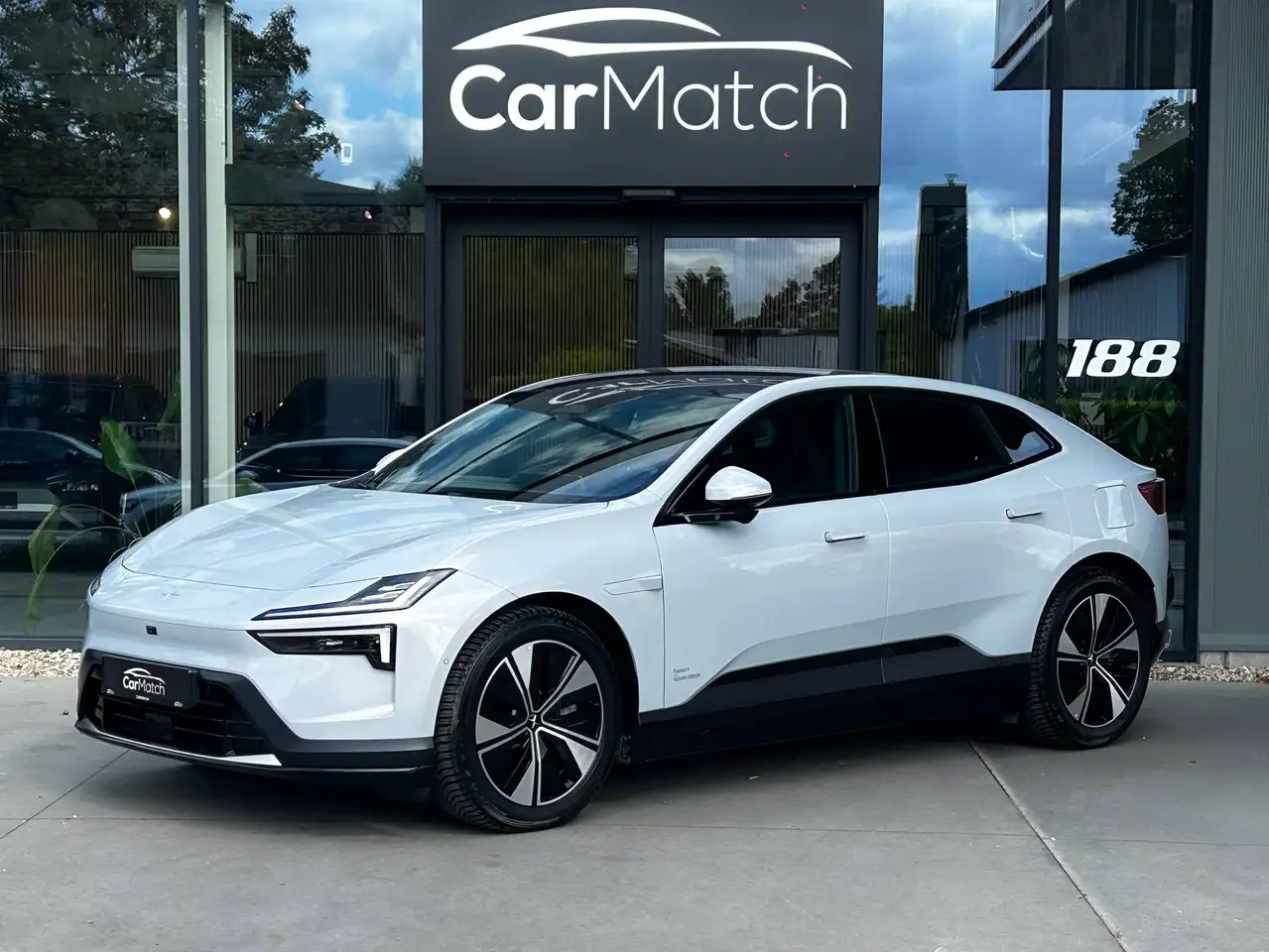Polestar 4