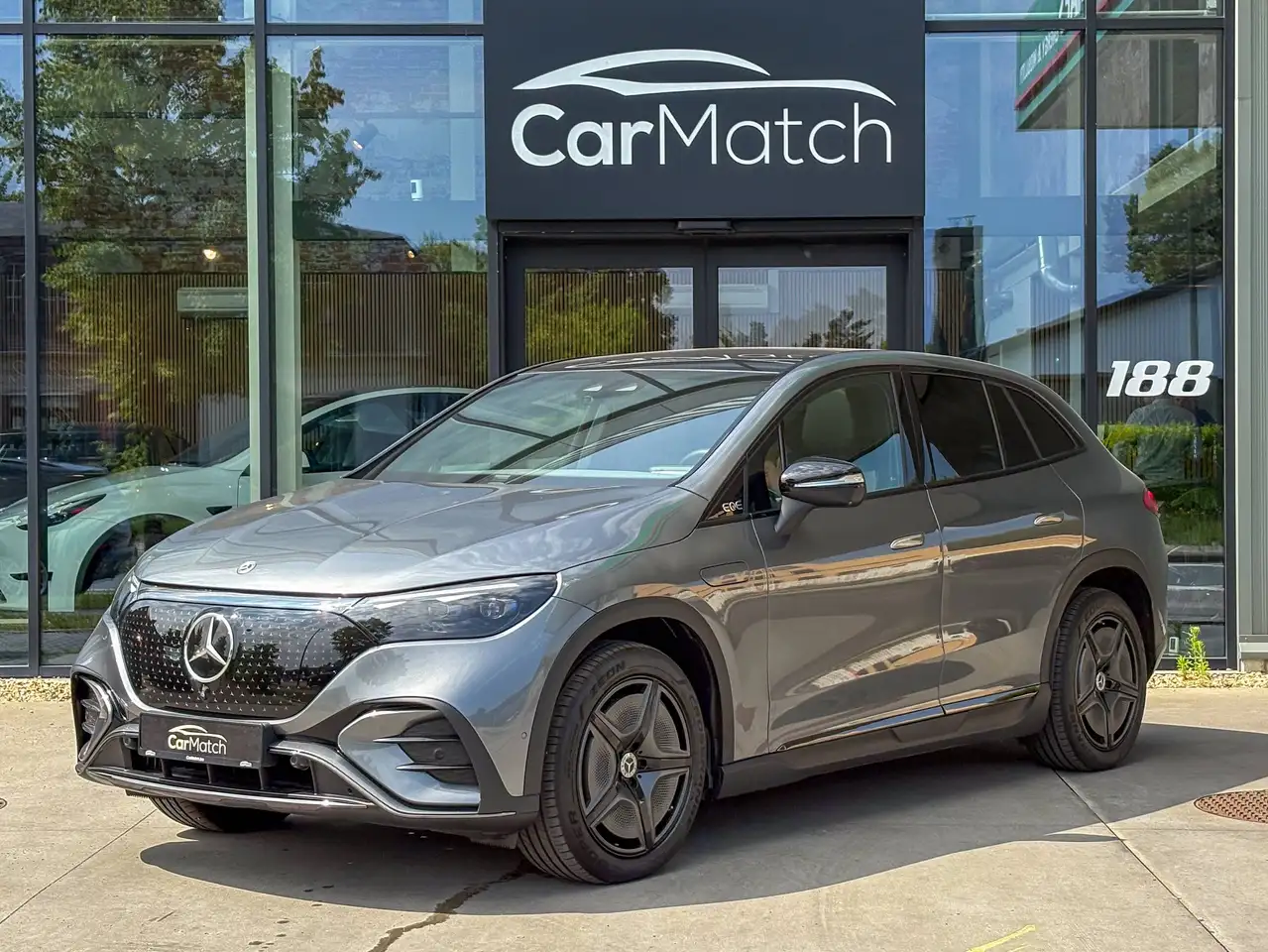 Mercedes-Benz EQE SUV